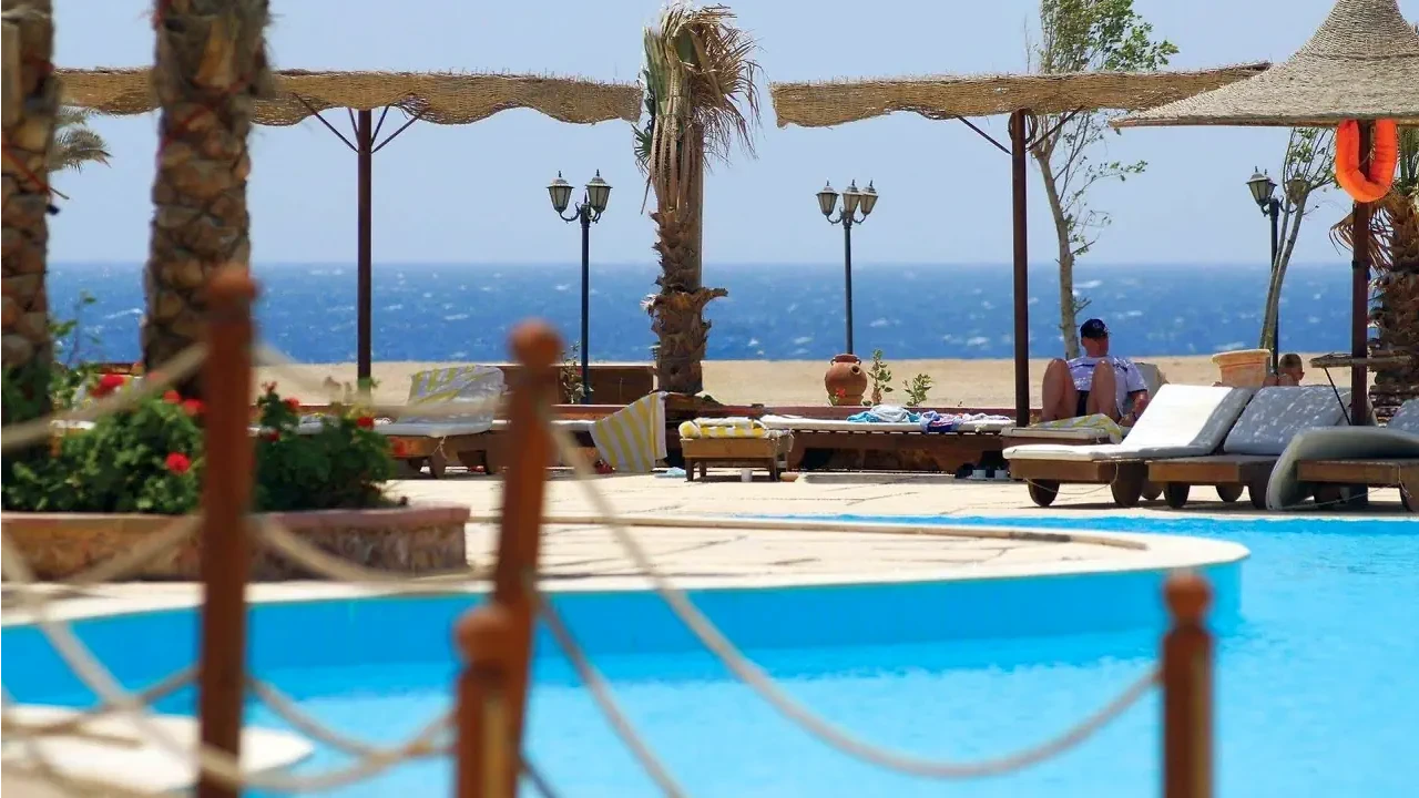 الفندق بليس ندى بيتش ريزورت - مرسى علم